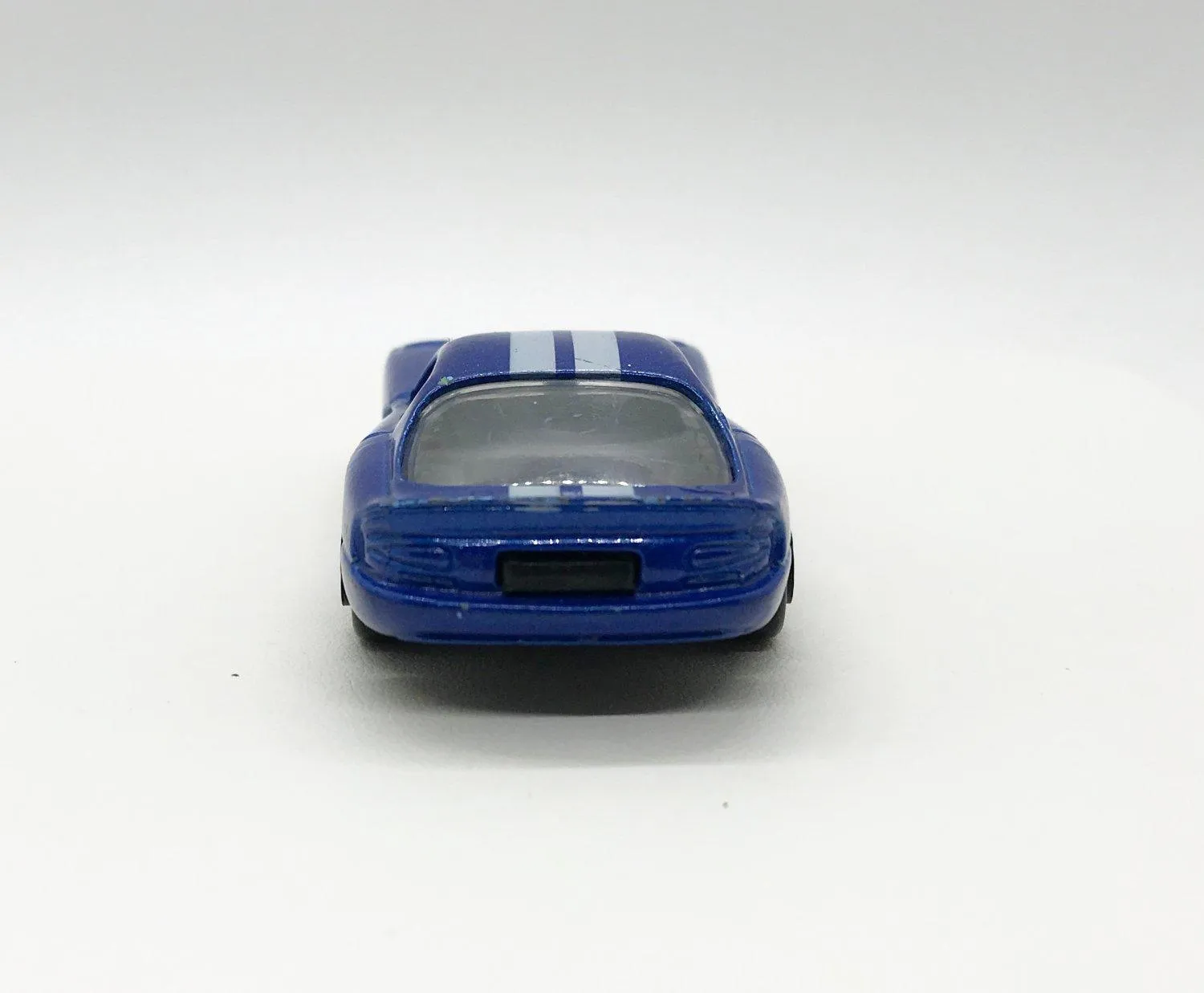Sleek Maisto Blue Dodge Viper